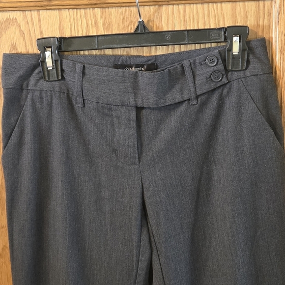 Daisy Fuentes Gray Flared Pants 4 Pockets Zip Button Closure Women size 2 (XS) - Picture 9 of 16